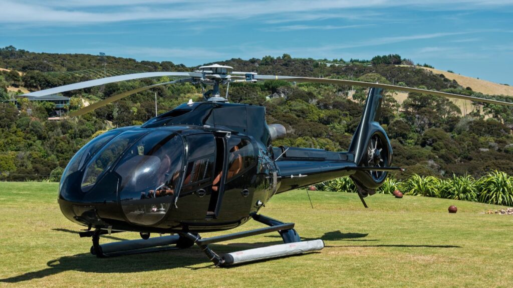 Private helicopter for a transfer to Saint-Tropez – Azur Dream