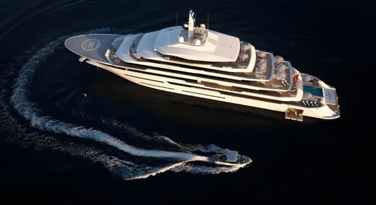 Yacht charter – Azur Dream Saint-Tropez