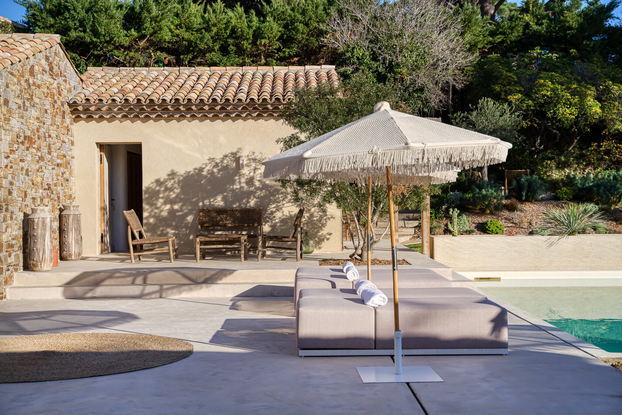 Villa Nu in Saint-Tropez, contemporary villa for rent with Azur Dream Saint-Tropez