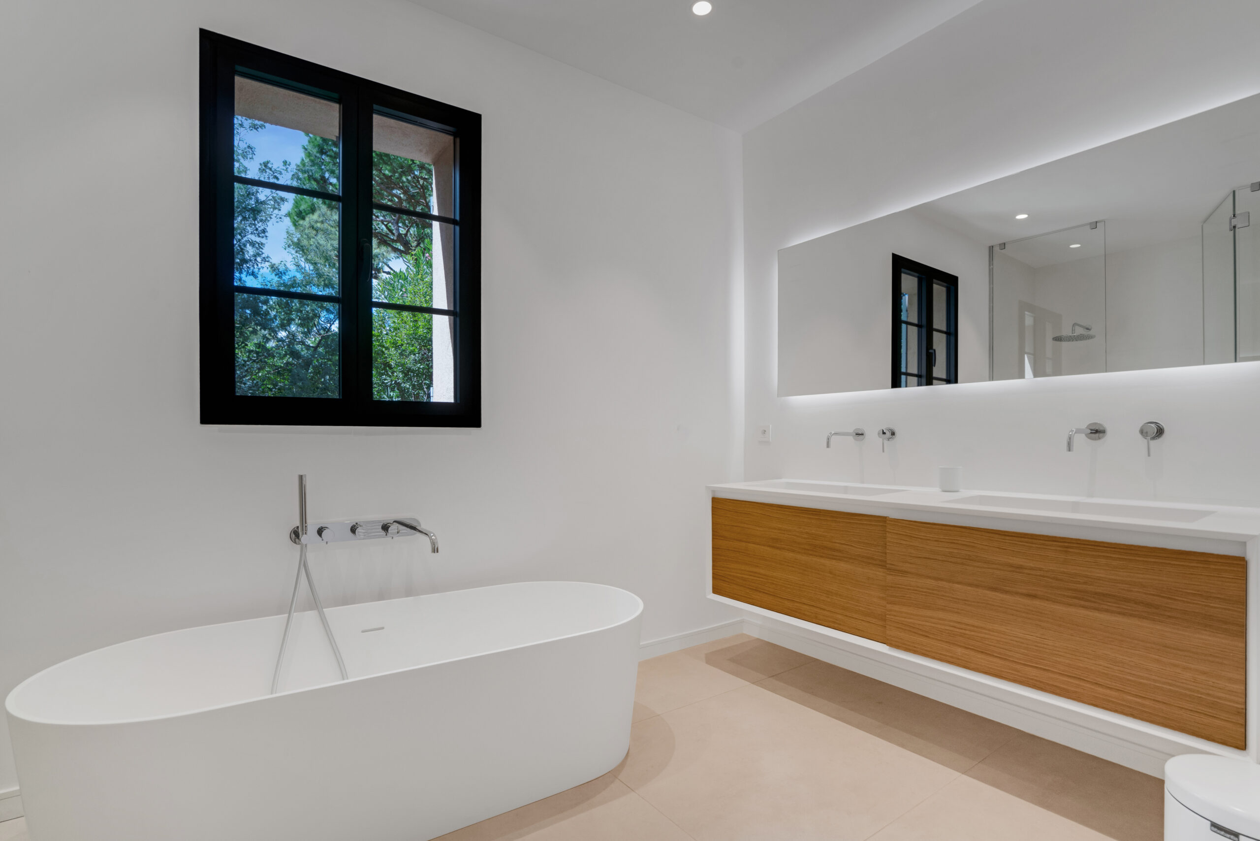 Bathroom with freestanding bathtub at Villa Charlotte
