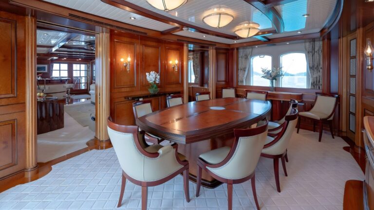 NADAN 46.1 m luxury yacht charter, photo 9 – Azur Dream Saint-Tropez