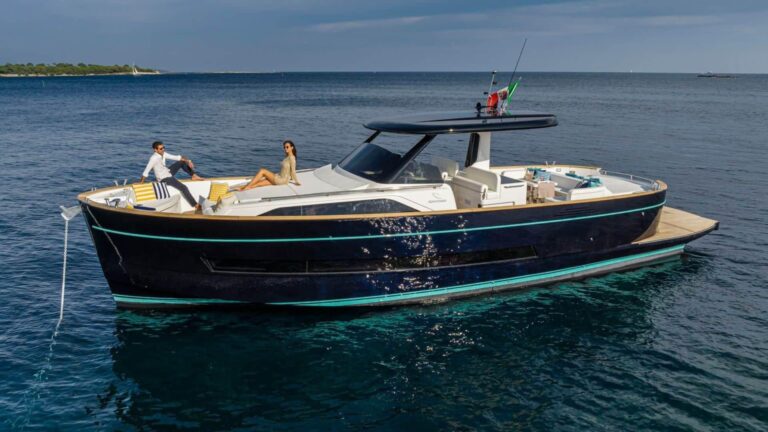 Yacht M/Y GOZZO 45 à louer à Saint-Tropez avec équipage, photo 2
