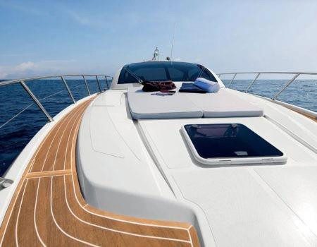Yacht M/Y AZIMUT ATLANTIS 48 à louer à Saint-Tropez avec équipage, photo 4