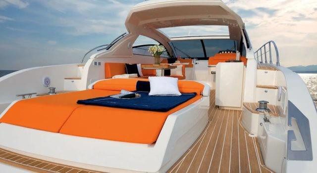 Yacht M/Y AZIMUT ATLANTIS 48 à louer à Saint-Tropez avec équipage, photo 5