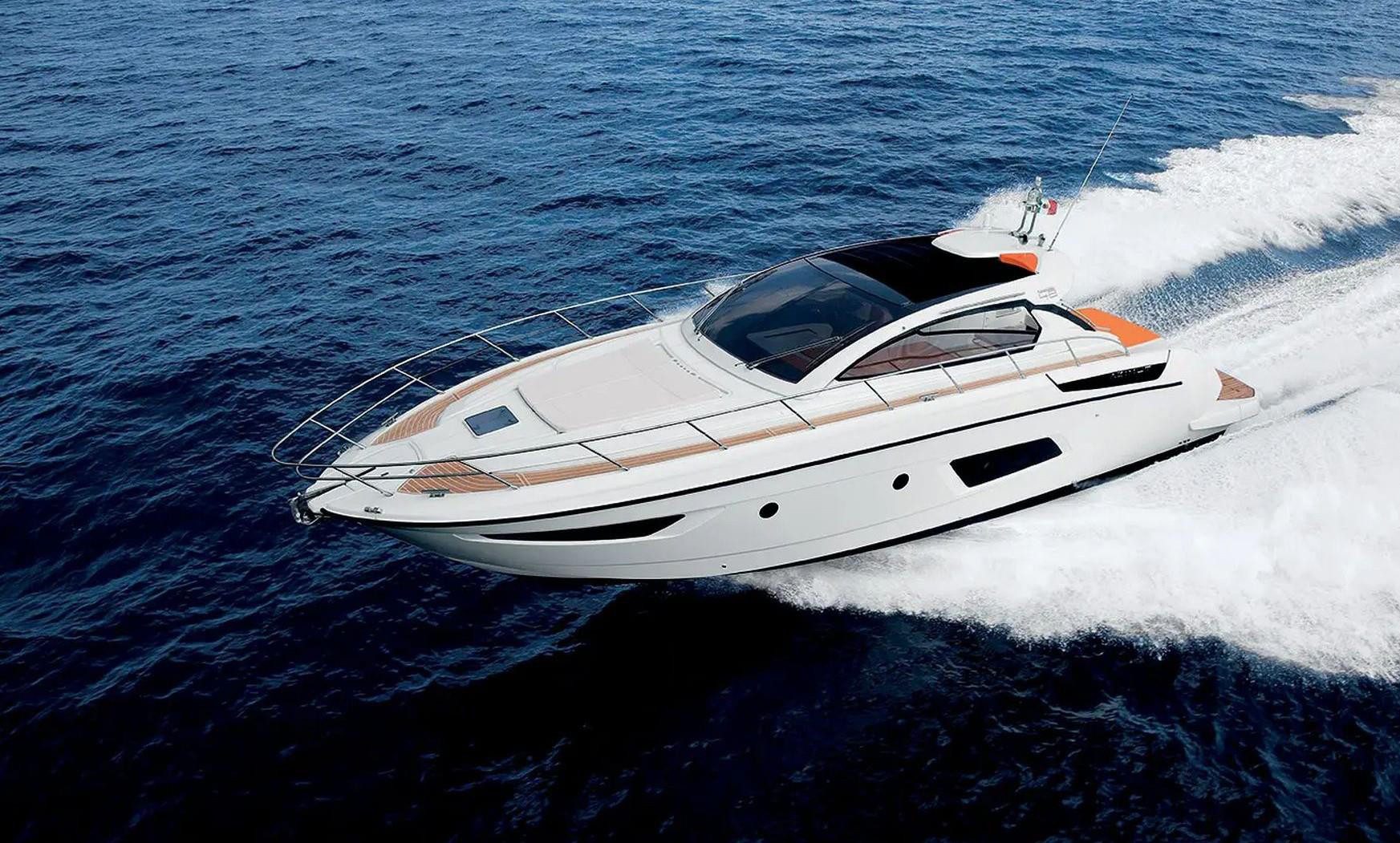Location yacht M/Y AZIMUT ATLANTIS 48 Saint-Tropez – Azur Dream Saint-Tropez