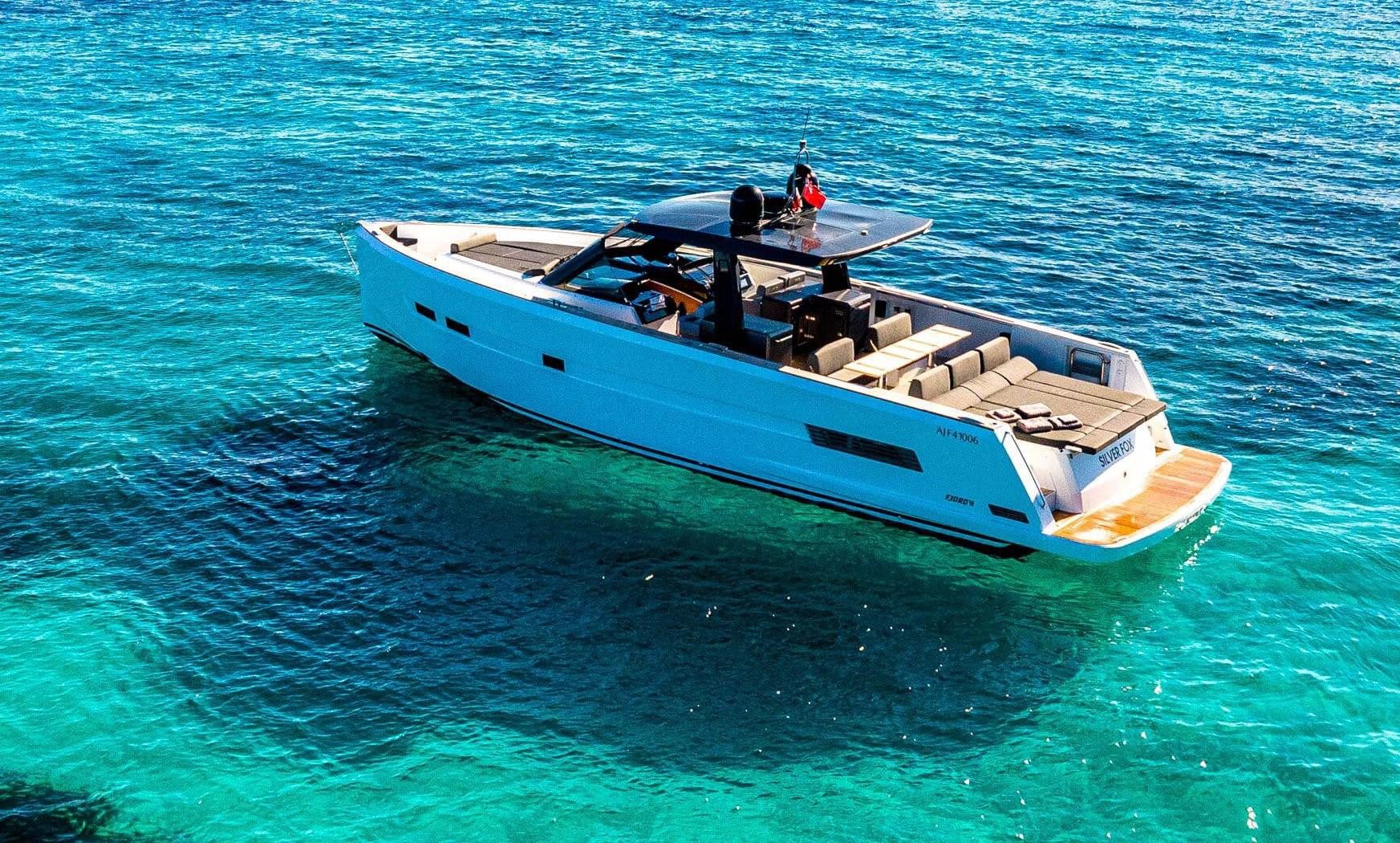 Location yacht M/Y FJORD 52 Saint-Tropez – Azur Dream Saint-Tropez