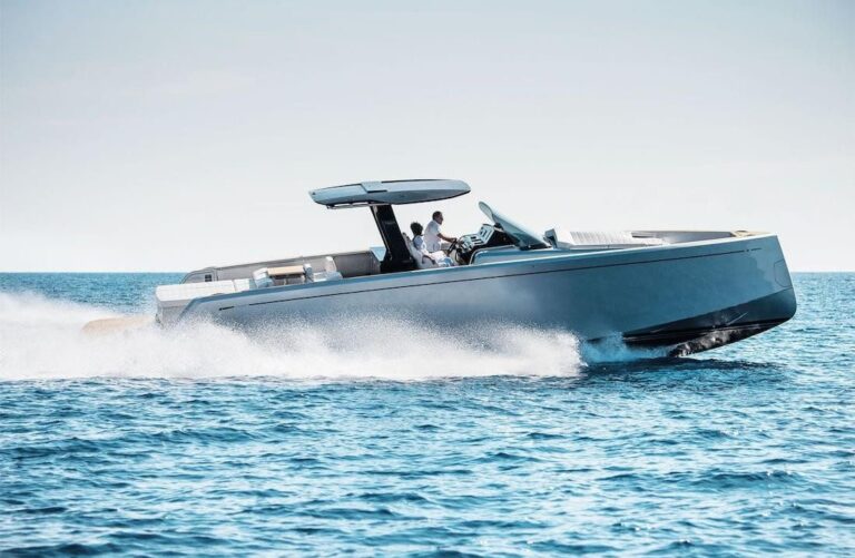 Yacht M/Y PARDO 43 à louer à Saint-Tropez avec équipage, photo 2