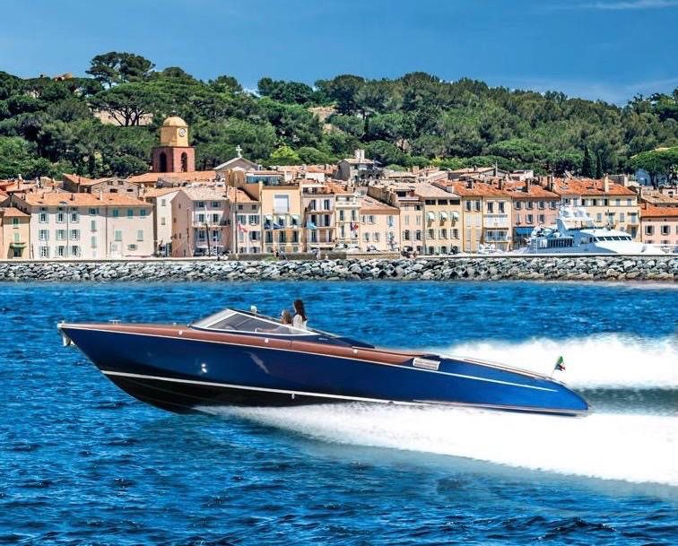 Yacht RIVA 3 SUPER AQUARIVA à louer à Saint-Tropez avec équipage, photo 2