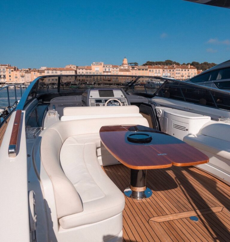 Yacht M/Y RIVA VIRTUS 63 à louer à Saint-Tropez avec équipage, photo 8