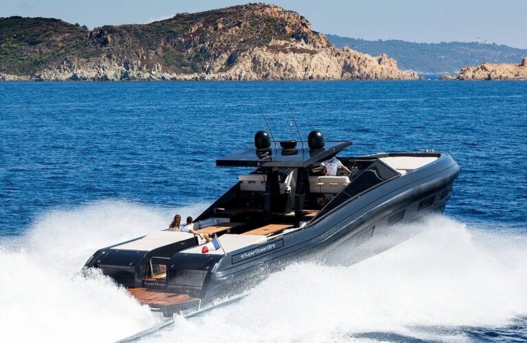 Yacht M/Y SUPER OCEAN 58 à louer à Saint-Tropez avec équipage, photo 4