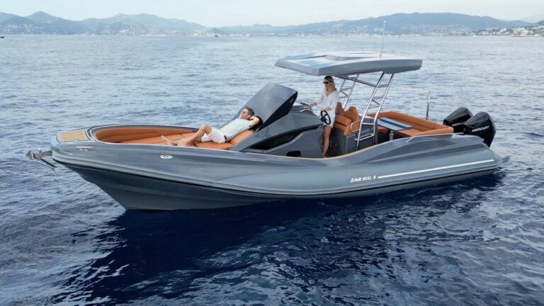 ZAR Formenti 95 SL Skoulayo boat rental Saint-Tropez – Azur Dream Saint-Tropez