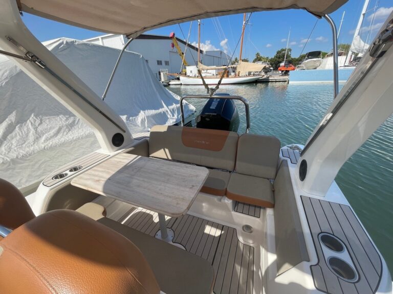 Zodiac Medline 7.5 Key Largo boat rental Saint-Tropez – Azur Dream Saint-Tropez