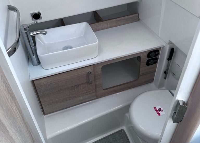 Zodiac X10CC Madidi boat rental Saint-Tropez – Azur Dream Saint-Tropez