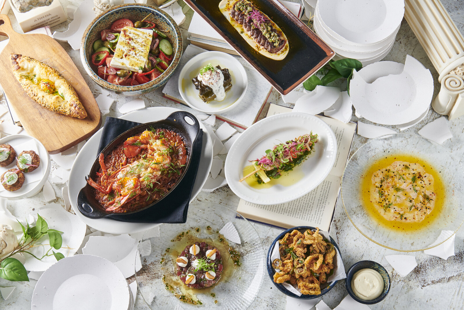 Opa Saint-Tropez, restaurant grec festif sur le port de Saint-Tropez